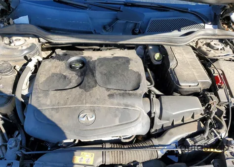 2017 Infiniti Qx30 Base z USA, uszkodzony, nr VIN SJKCH5CR2HA030133